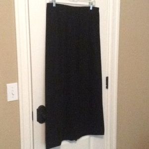 Weekenders Long Casual/Comfortable Black Skirt